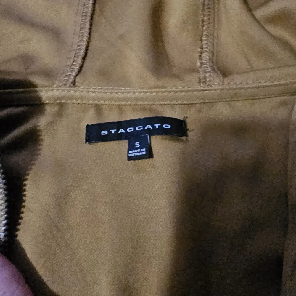 Staccato Hooded Jacket - Picture 3 of 4